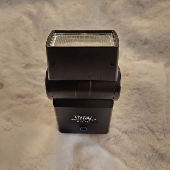 Vivitar Auto Thyristor 550FD Shoe Mount Camera Flash Untested - Picture 12 of 15